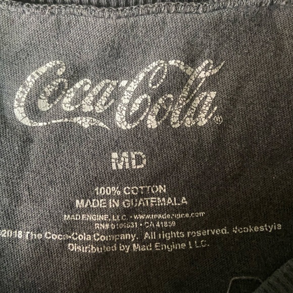 CocaCola brand t-shirt - Picture 3 of 4